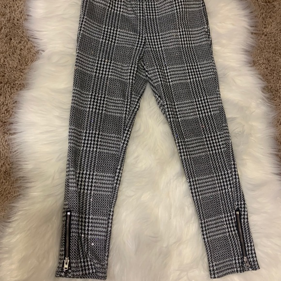 Girl Leggings - Picture 1 of 3